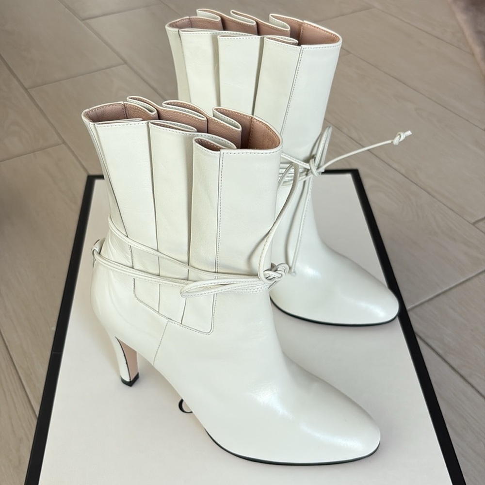 Gucci Indya pleated boots